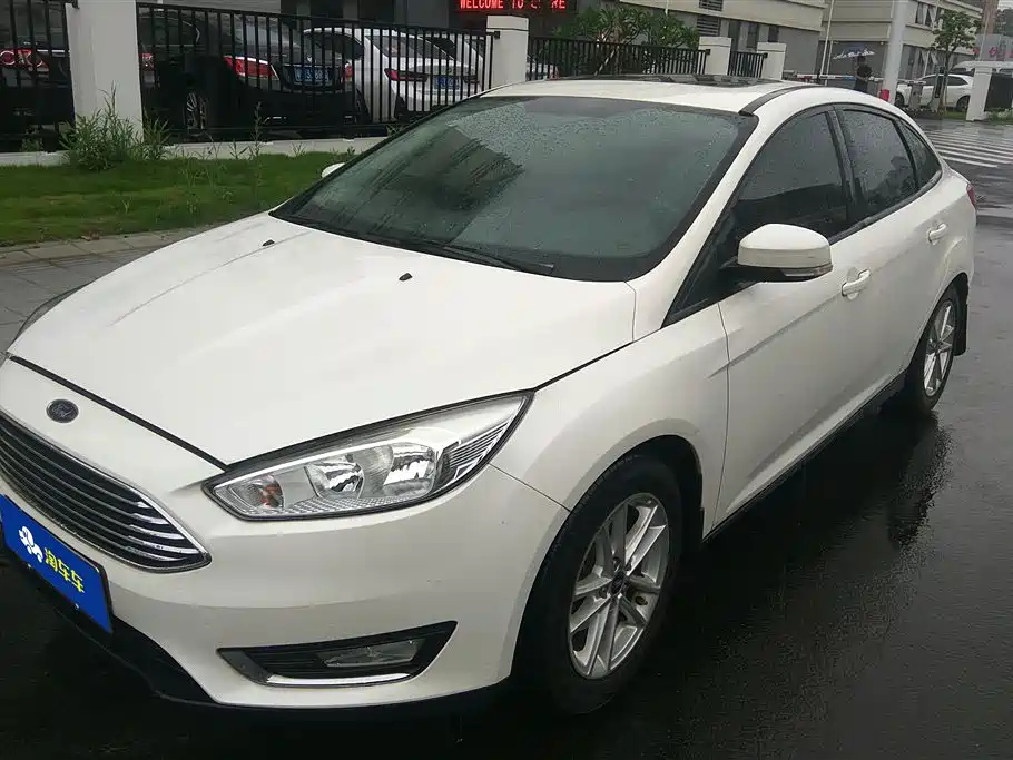 FORD FOCUS 2015