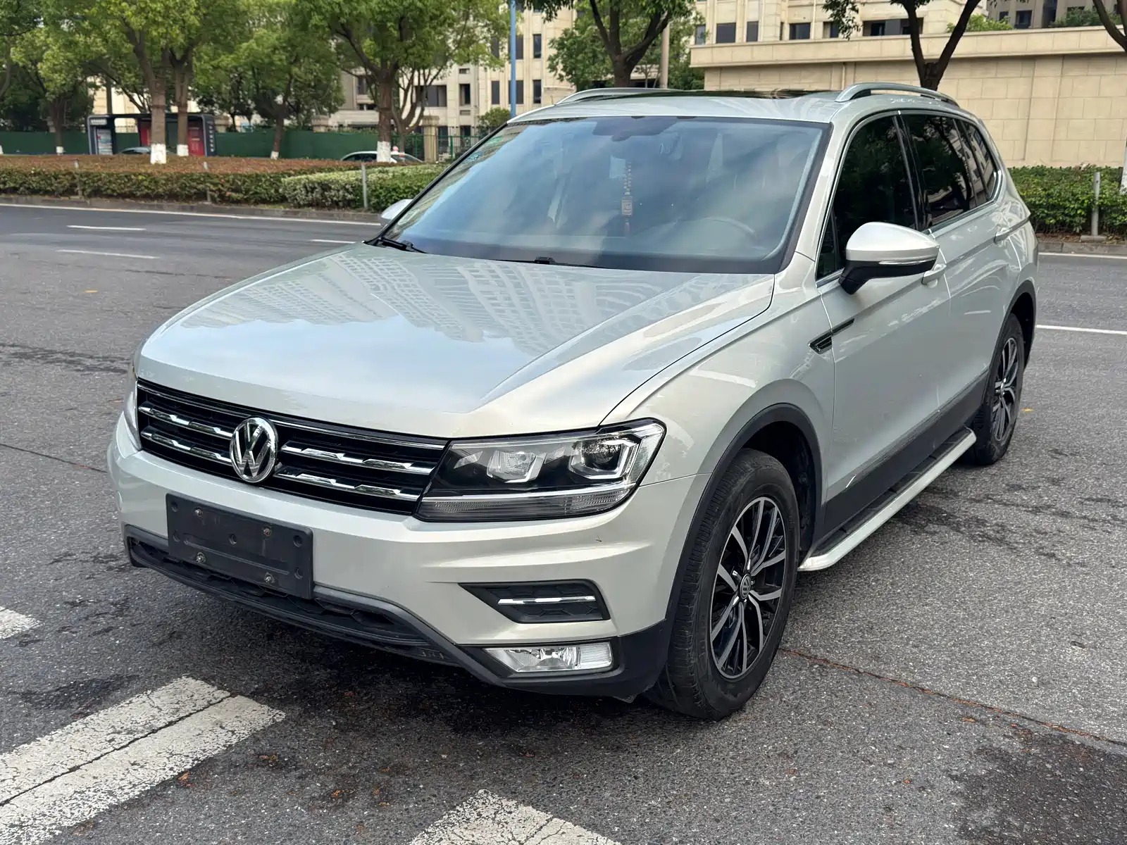 VOLKSWAGEN TIGUAN L 2018