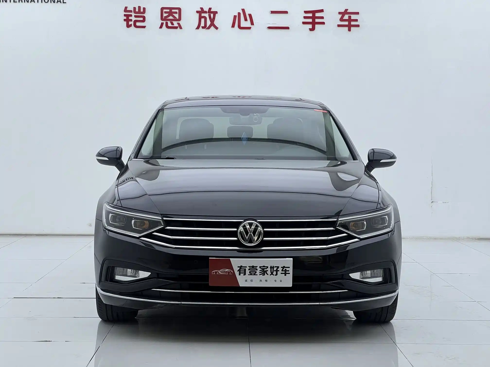 VOLKSWAGEN MAGOTAN 2020