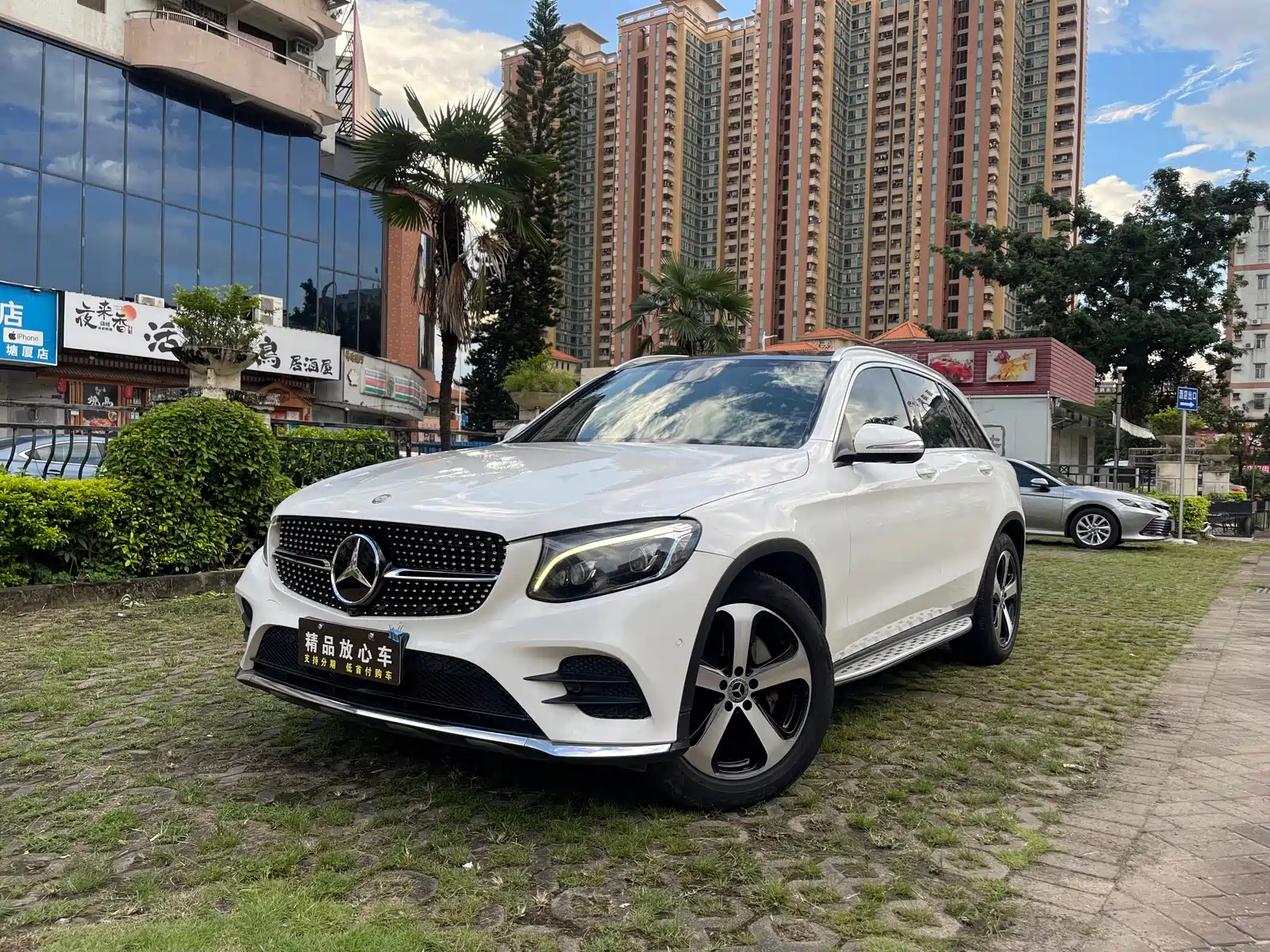 MERCEDES BENZ GLC 2017