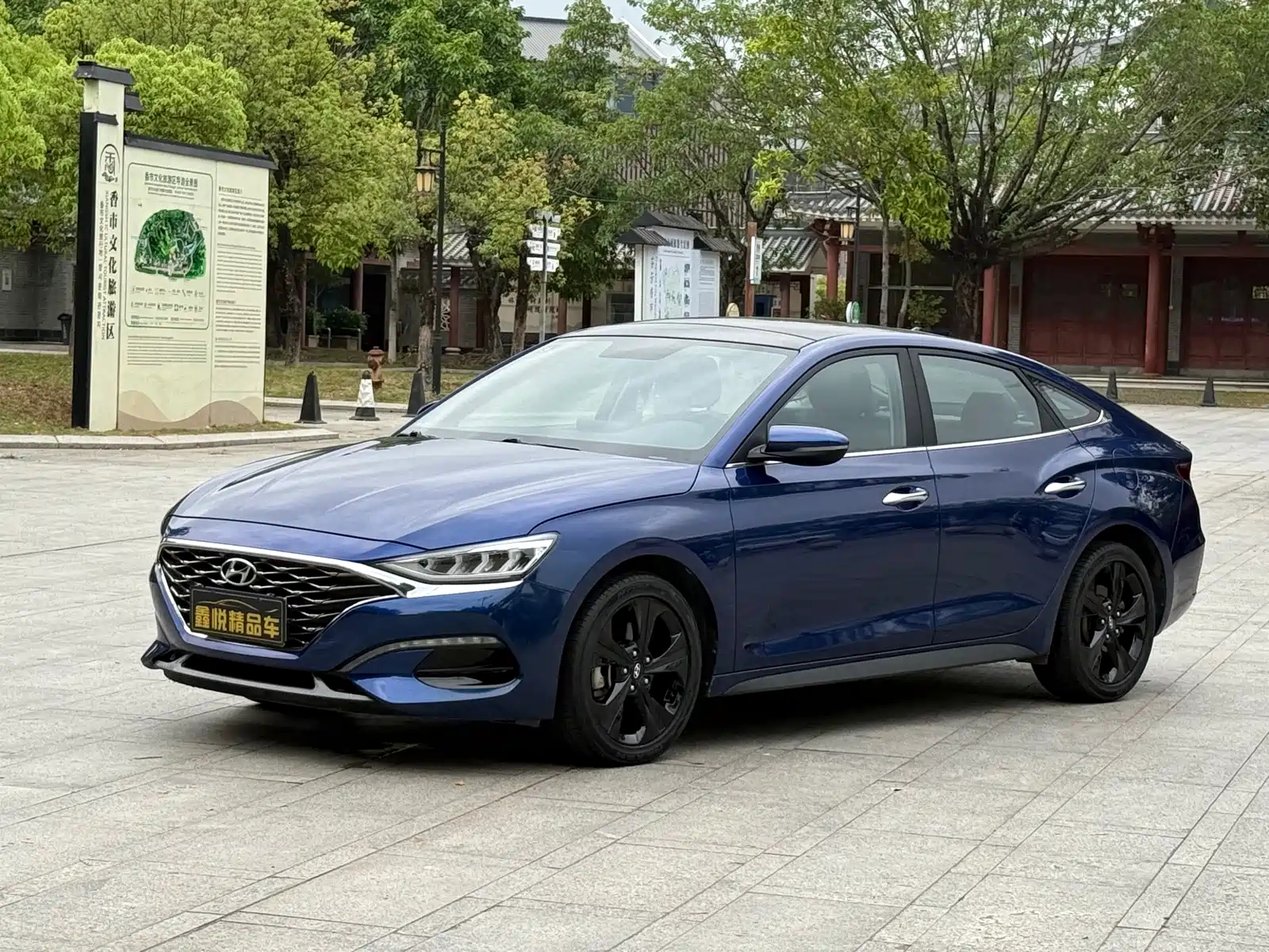 HYUNDAI LAFESTA 2019
