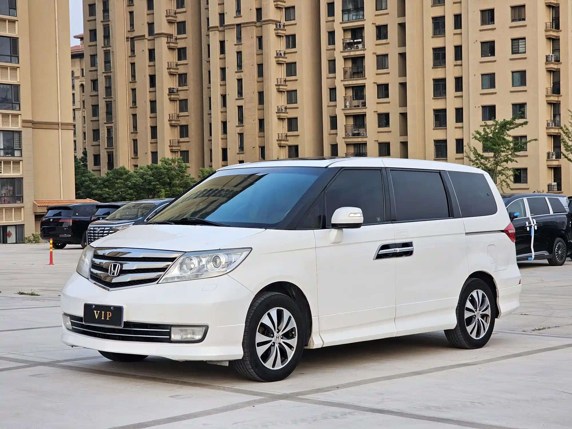HONDA ALISON 2012