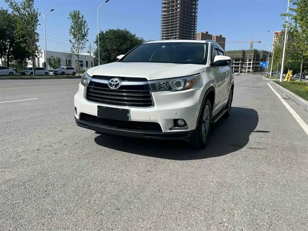 TOYOTA HIGHLANDER 2017