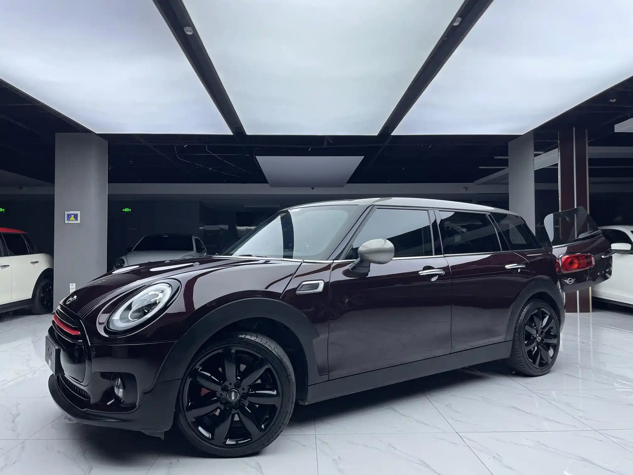 MINI CLUBMAN 2016