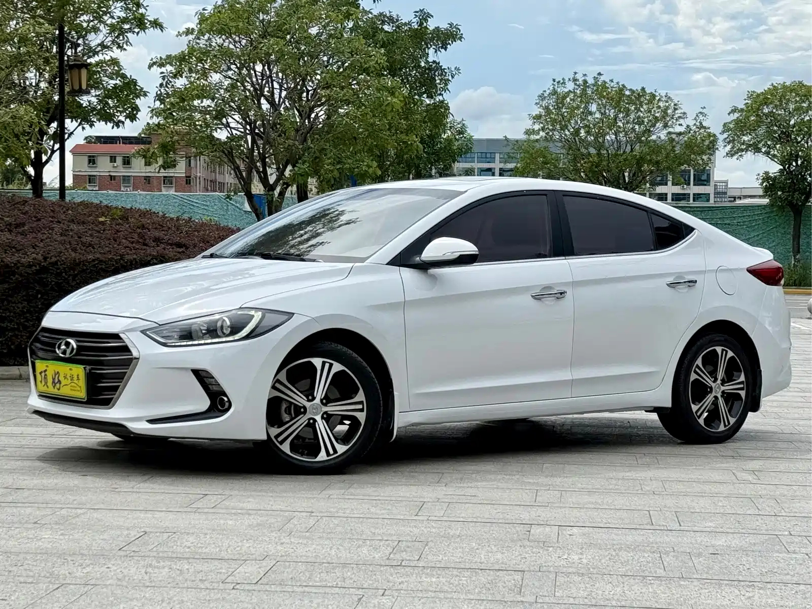 HYUNDAI ELANTRA 2018