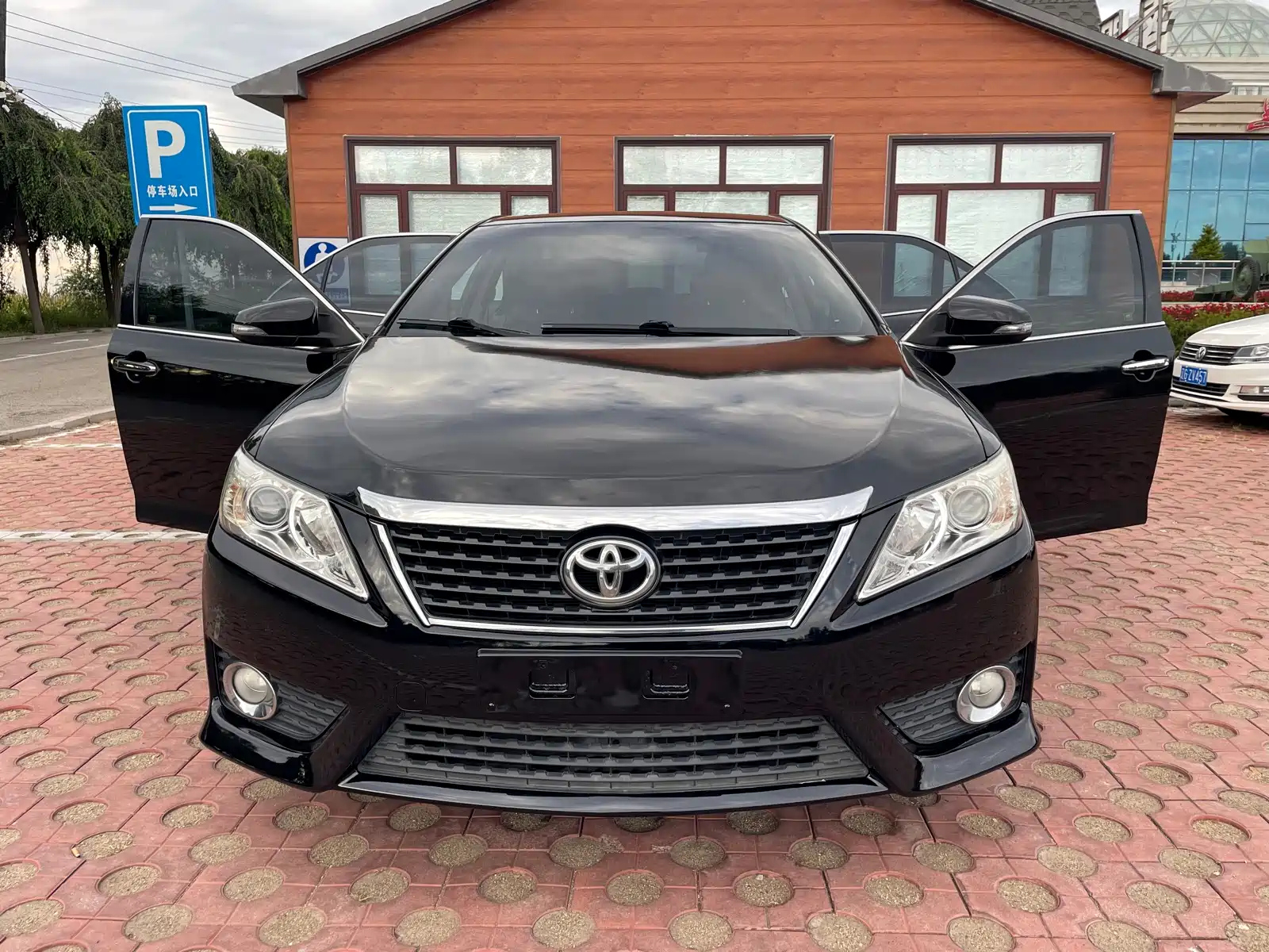 TOYOTA CAMRY 2012
