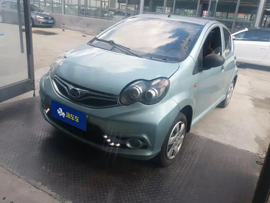 BYD F0 2015