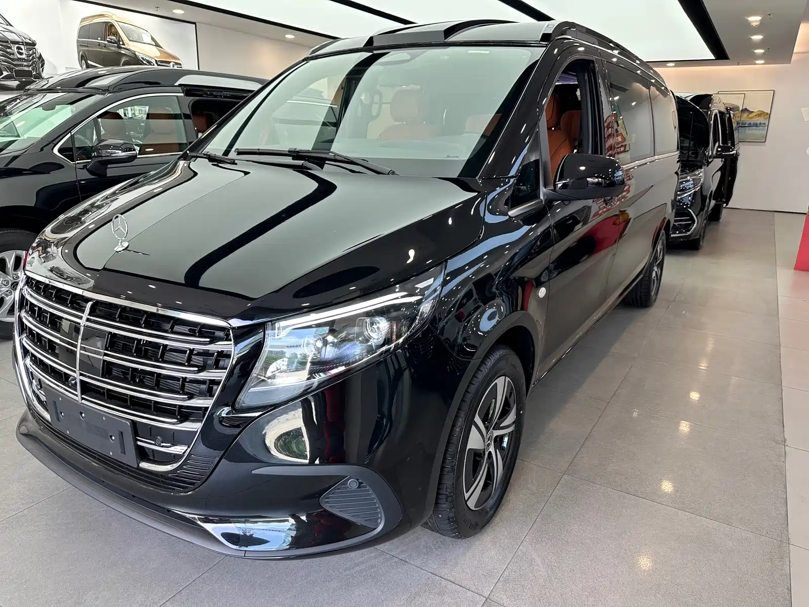 MERCEDES BENZ VITO 2024