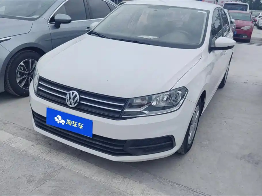 VOLKSWAGEN SANTANA 2016