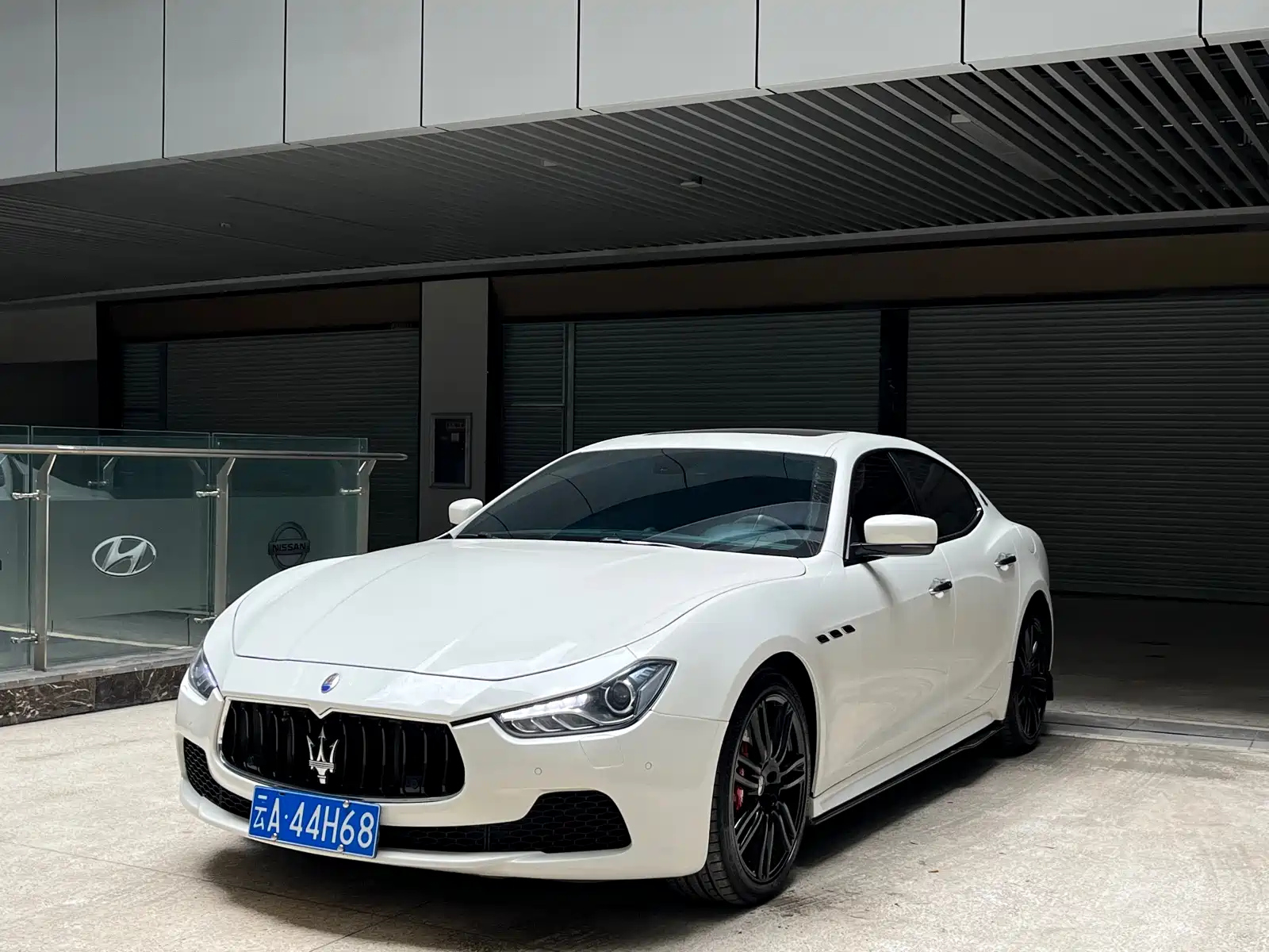 MASERATI GHIBLI 2014