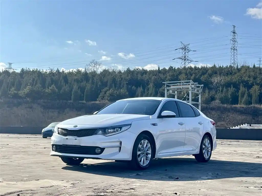 KIA K5