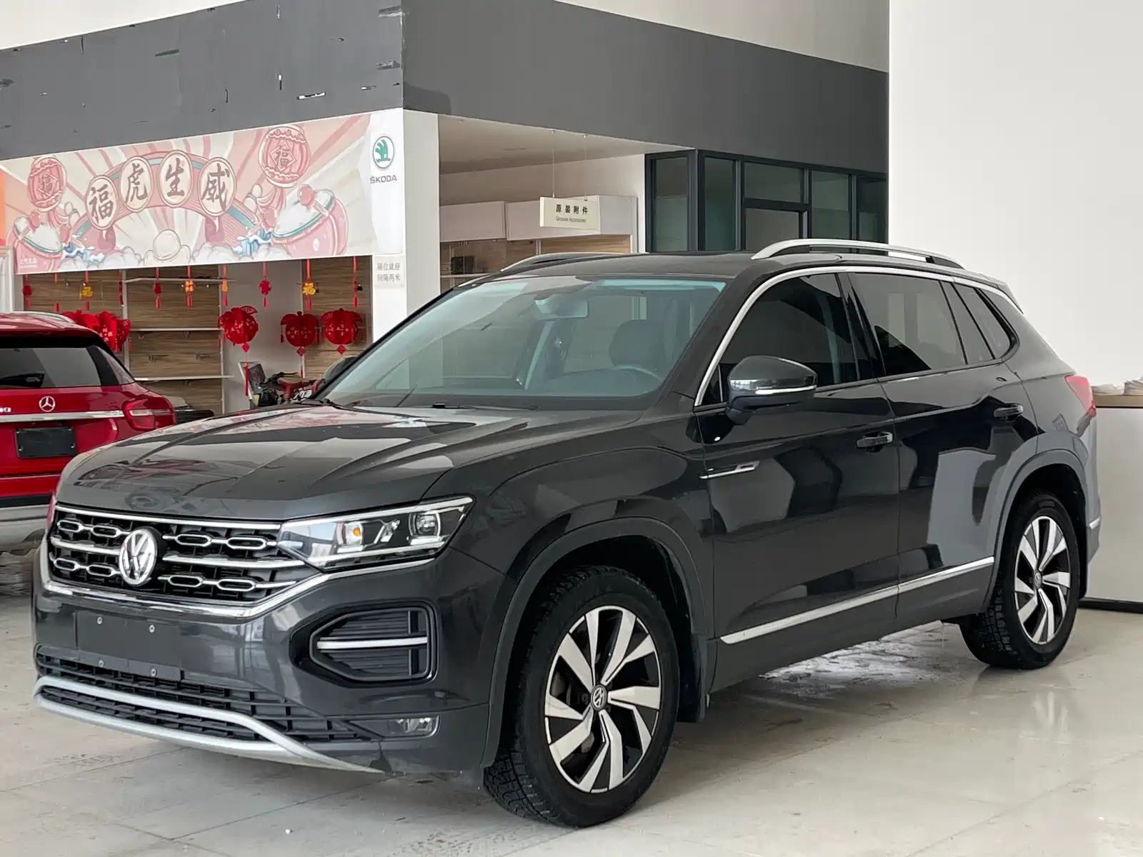 VOLKSWAGEN TAYRON 2019