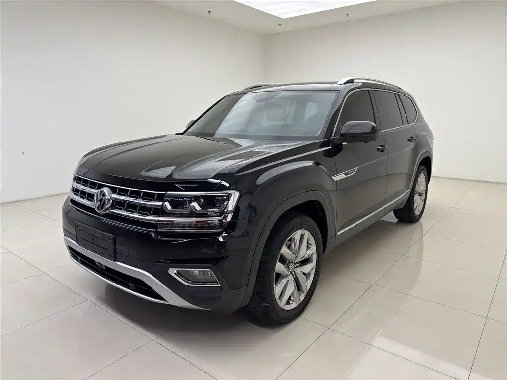 VOLKSWAGEN TOURAN 2017