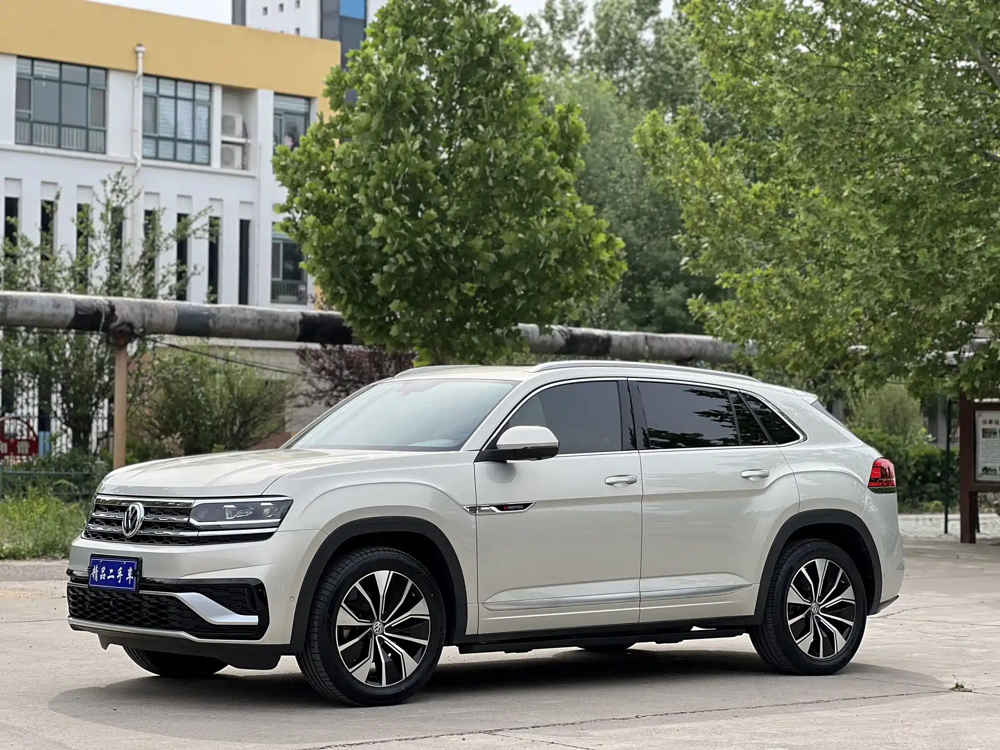 VOLKSWAGEN TOURAN 2019