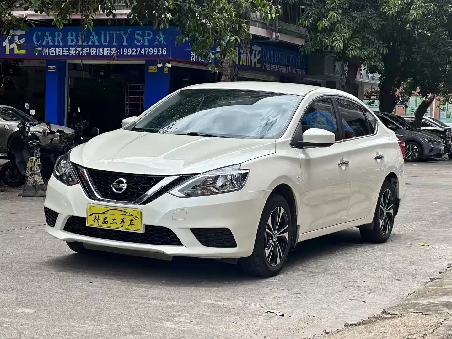 NISSAN SYLPHY 2019