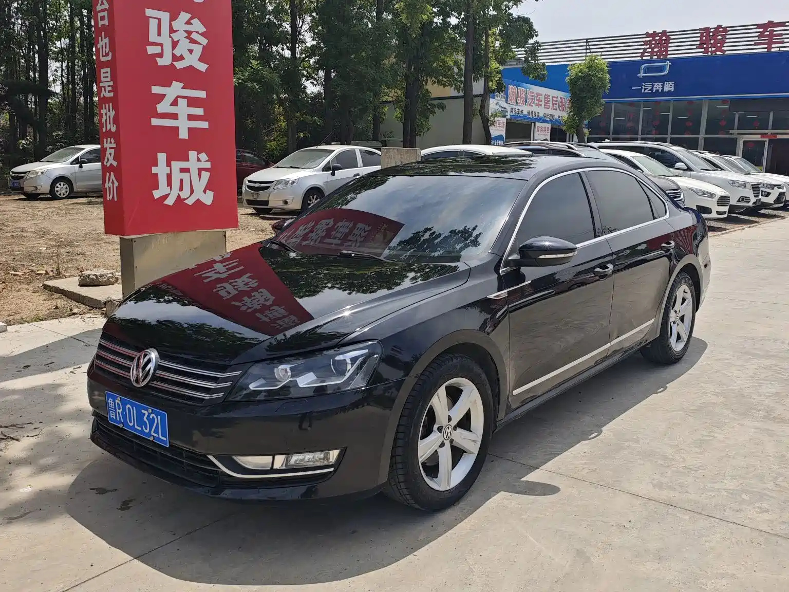 VOLKSWAGEN PASSAT 2014