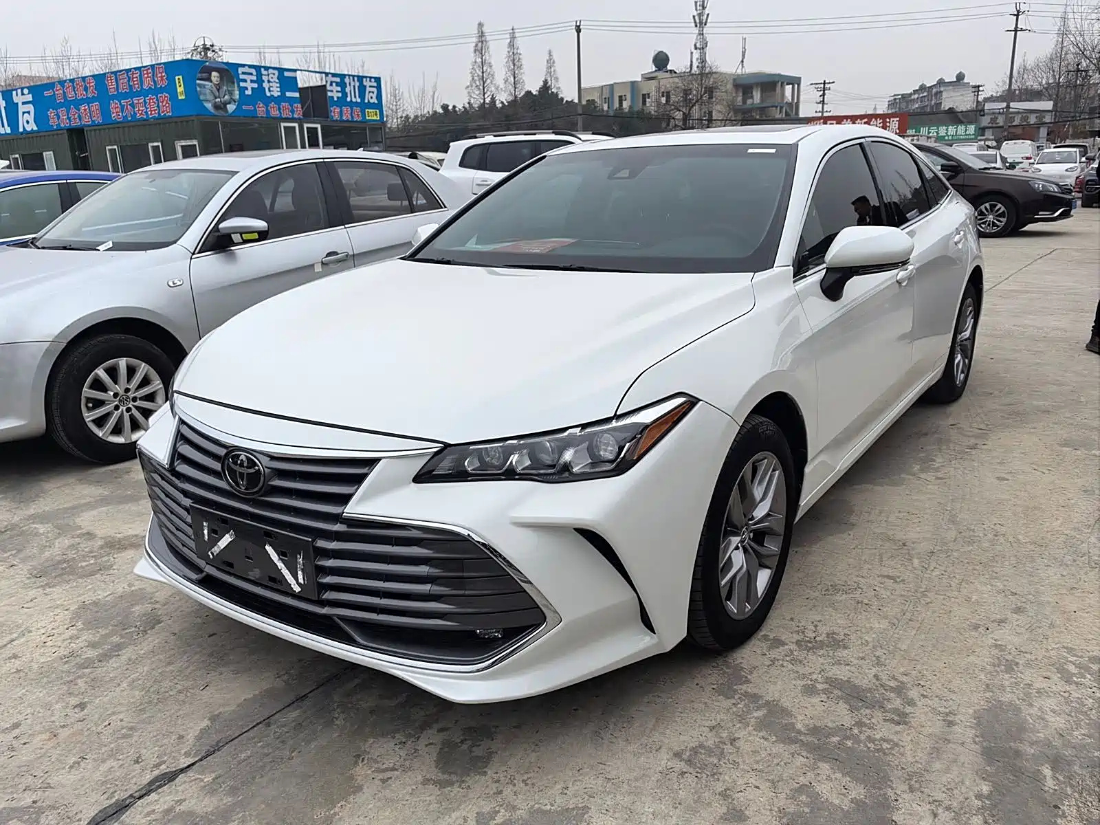 TOYOTA AVALON 2019