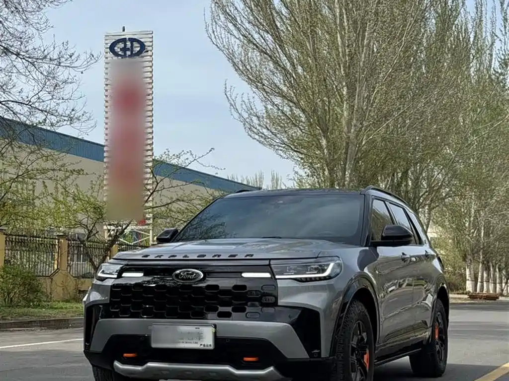 FORD EXPLORER 2023