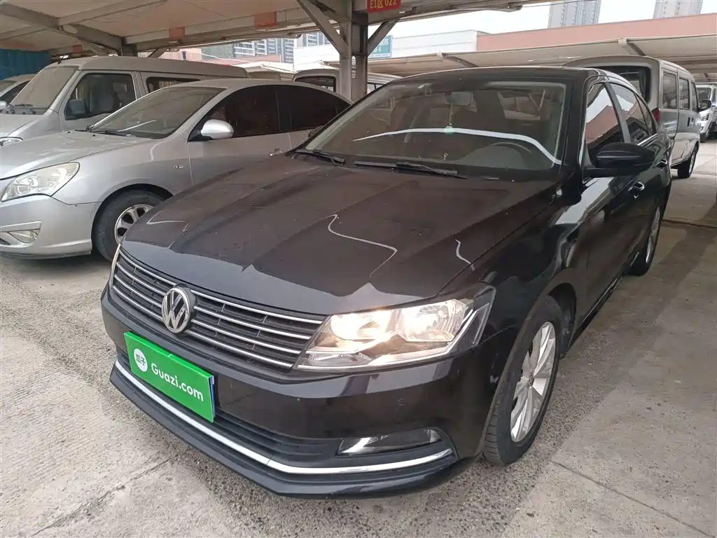 VOLKSWAGEN LAVIDA 2017