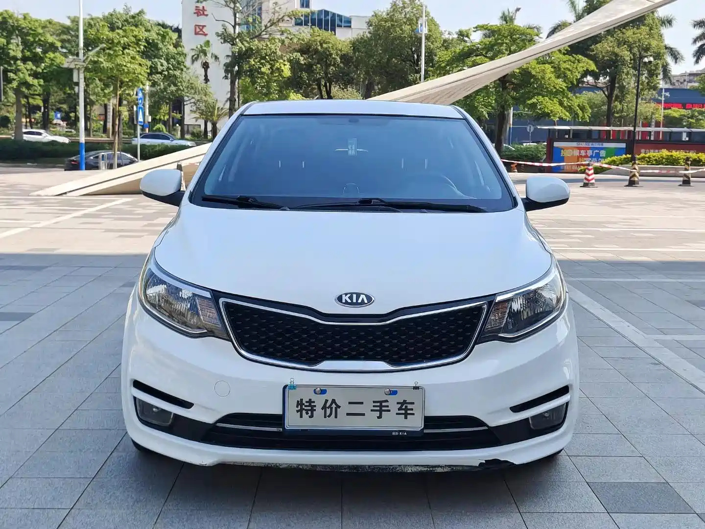 KIA K2 2015
