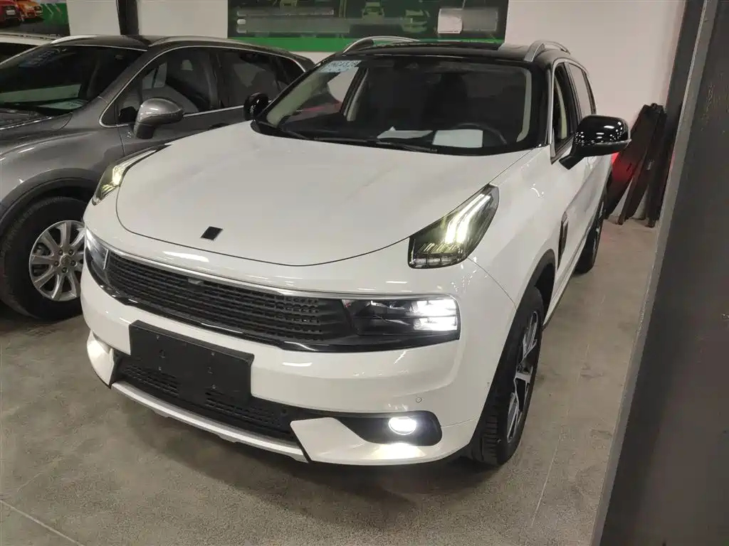LYNK 01 NEW ENERGY 2019