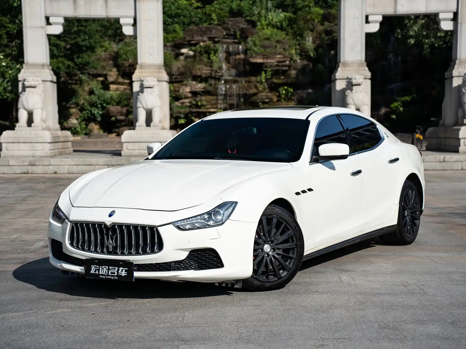 MASERATI GHIBLI 2014