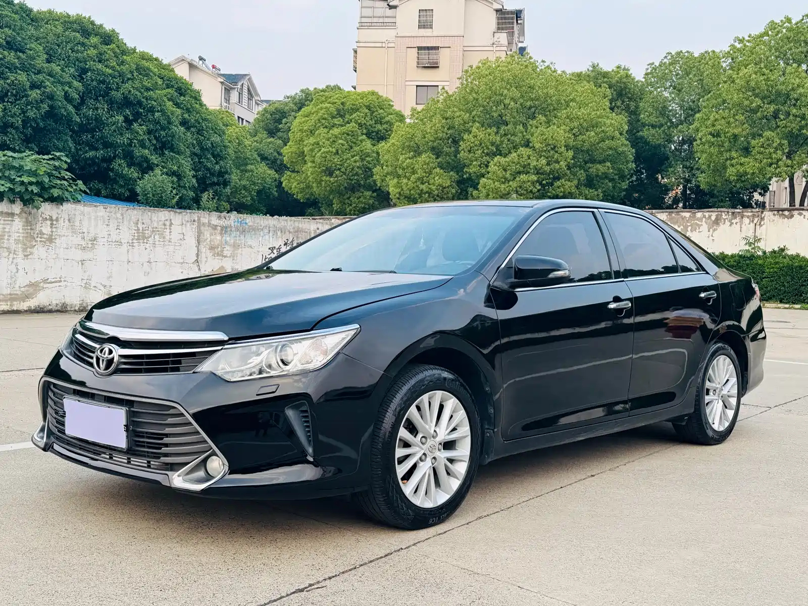 TOYOTA CAMRY 2015