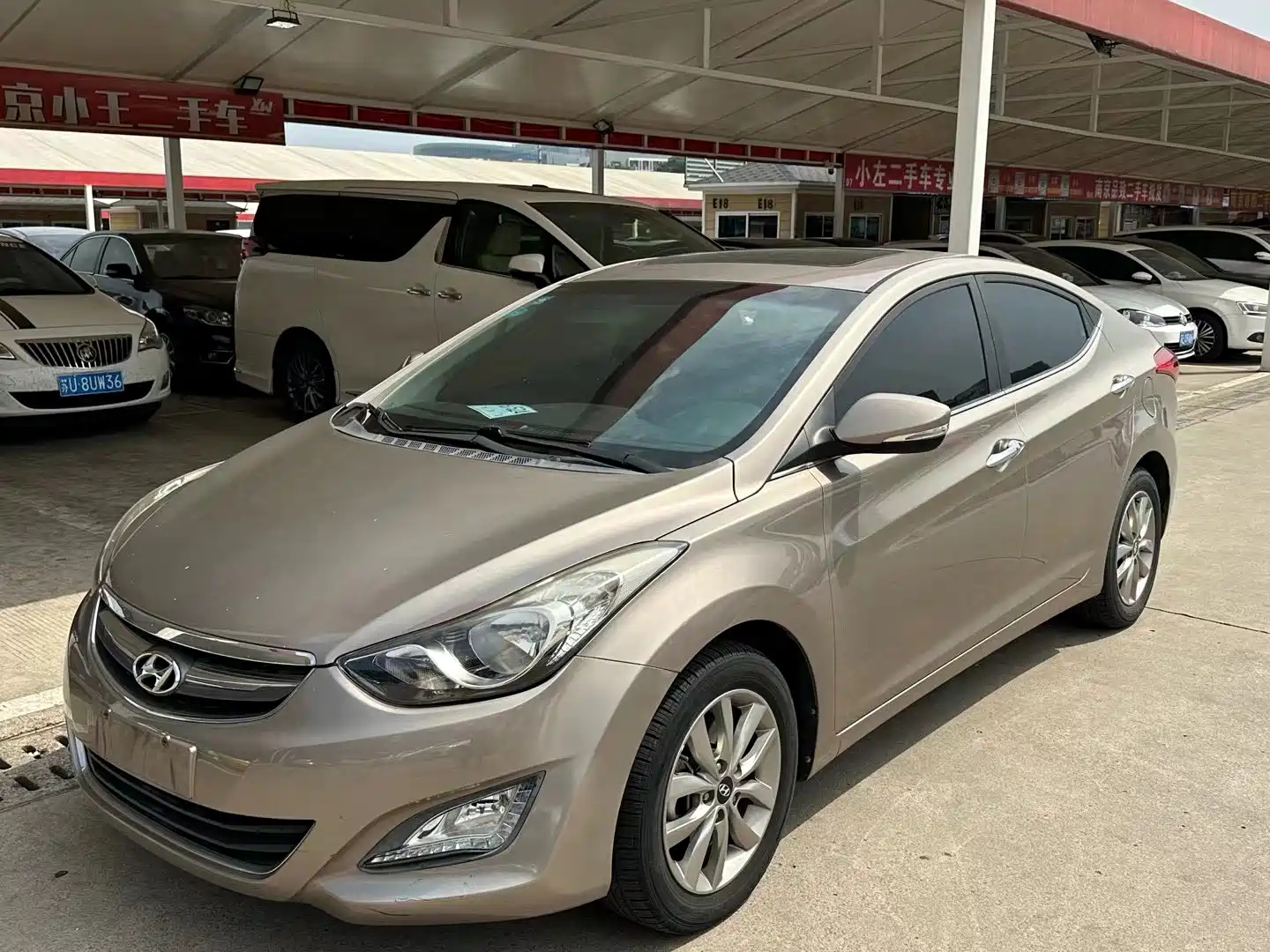 HYUNDAI ELANTRA 2015