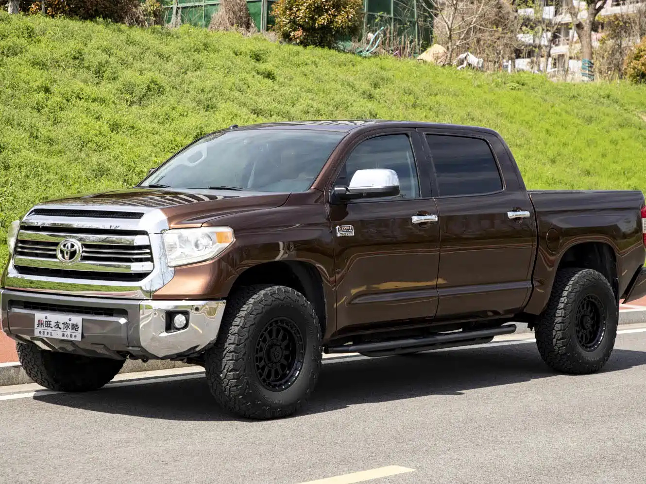 TOYOTA TUNDRA