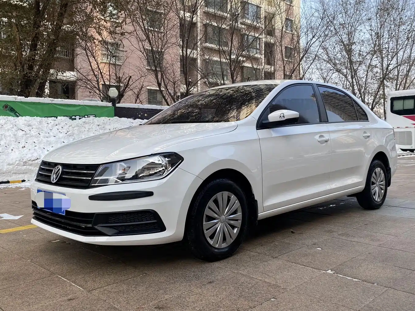 VOLKSWAGEN SANTANA 2019