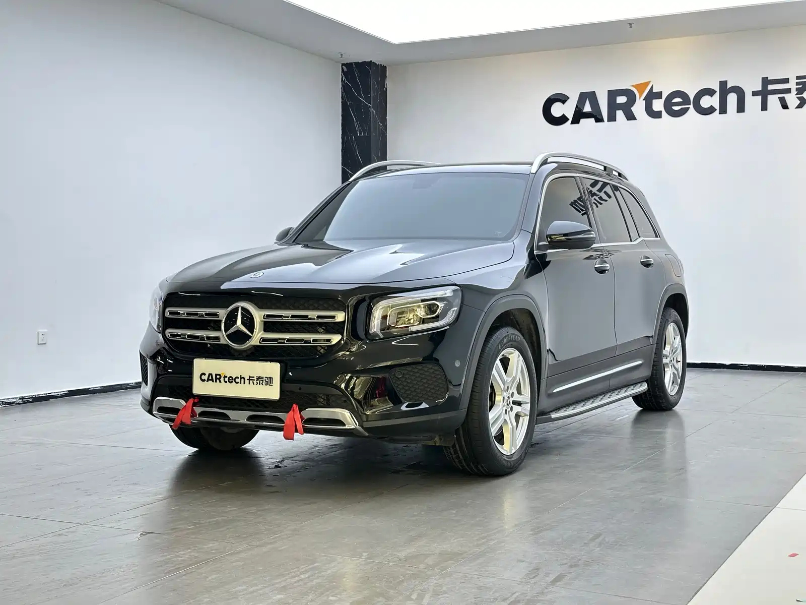 MERCEDES BENZ GLB 2023
