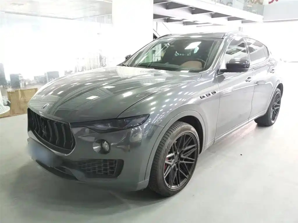 MASERATI LEVANTE 2018