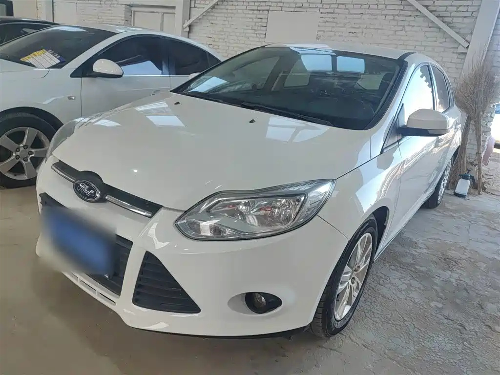 FORD FOCUS 2012