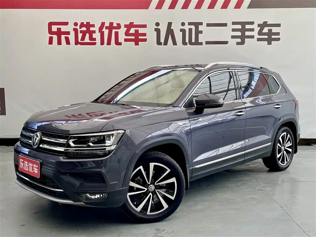 VOLKSWAGEN THARU 2019