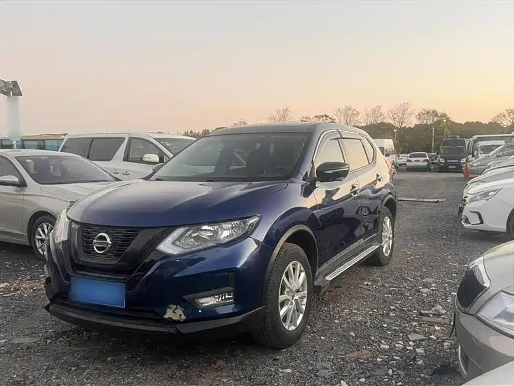 NISSAN X-TRAIL 2017