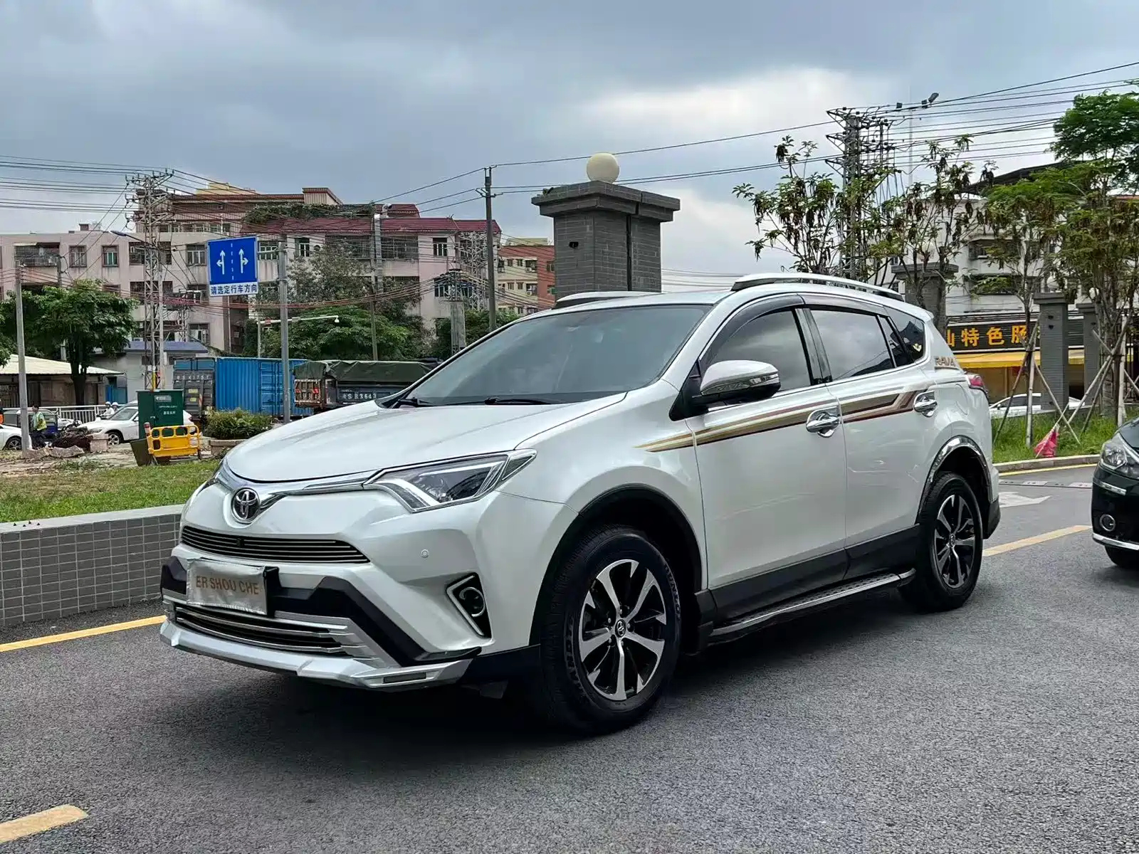 TOYOTA RAV4 RONGFANG 2019