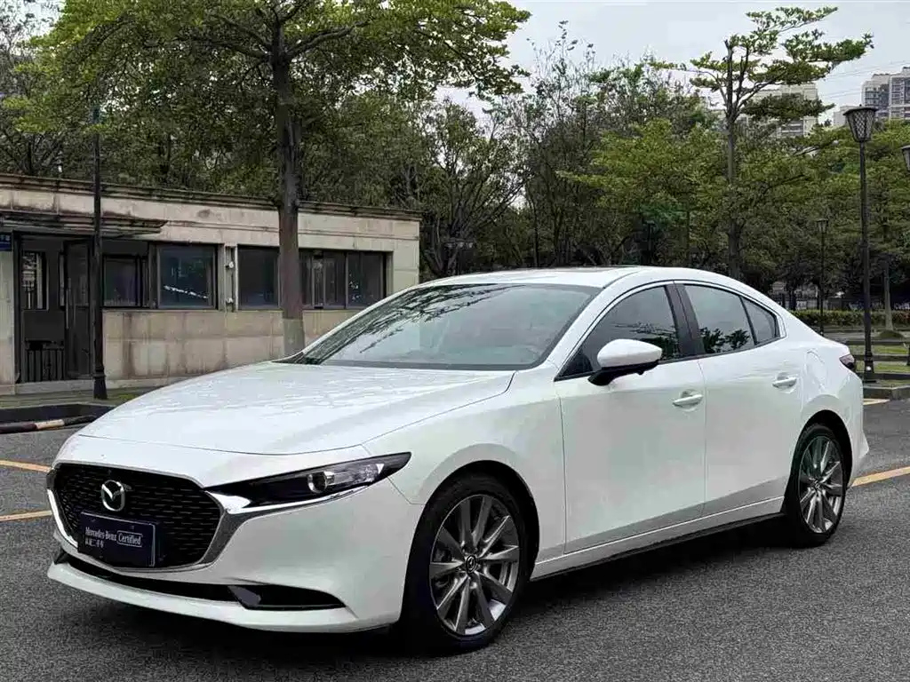 MAZDA 3 AXELA 2020