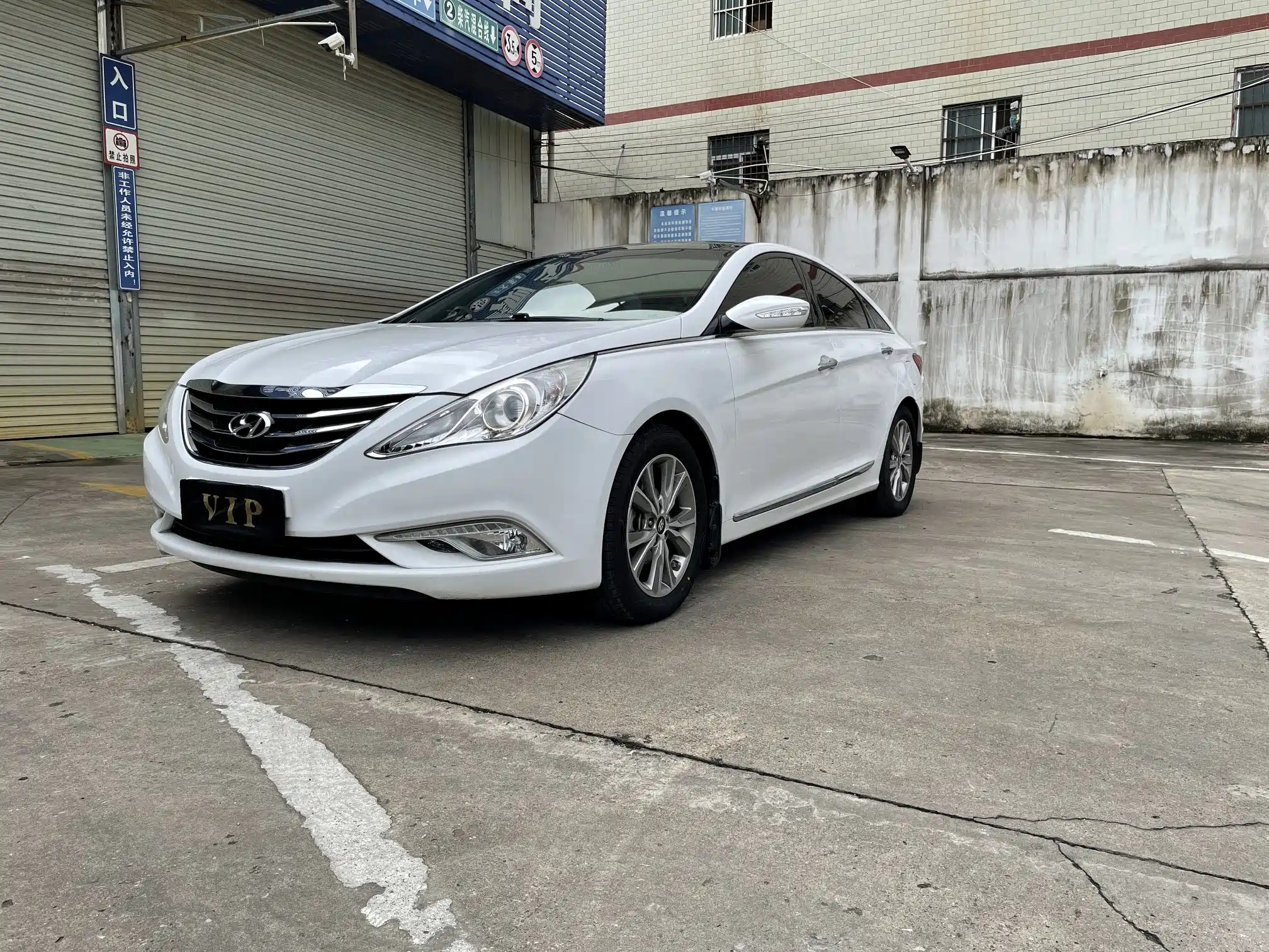 HYUNDAI SONATA