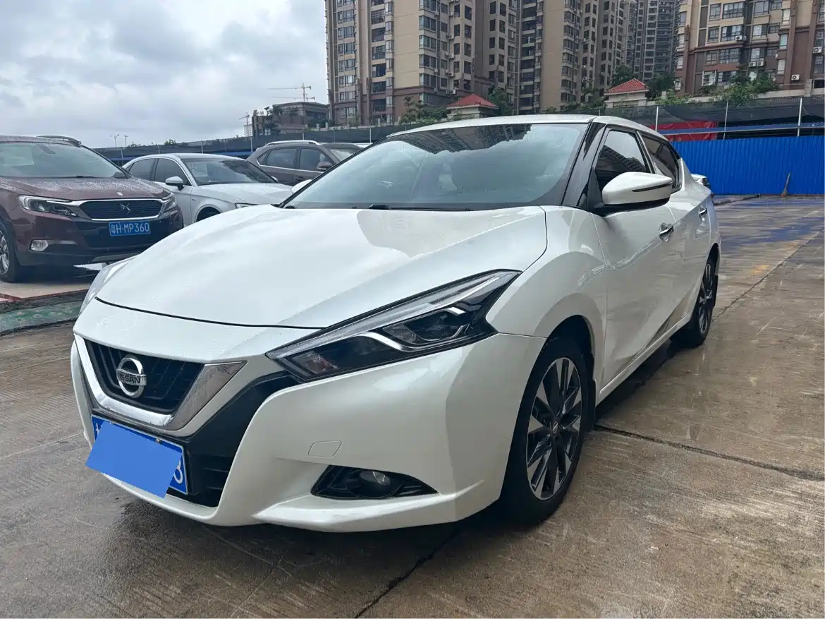 NISSAN LANNIA 2016