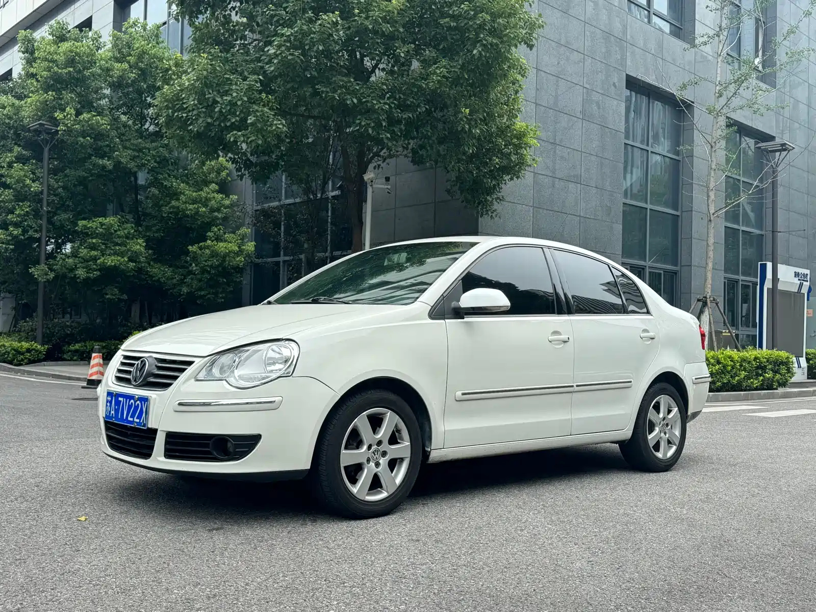 VOLKSWAGEN POLO 2009