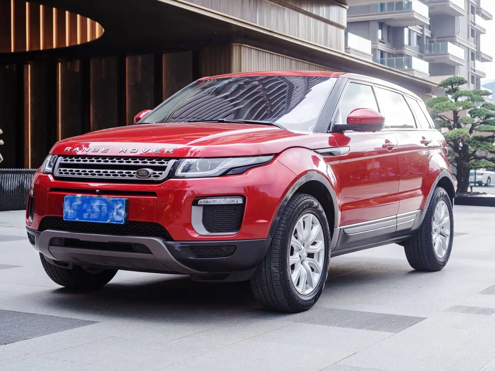 LAND ROVER RANGE ROVER AURORA 2017