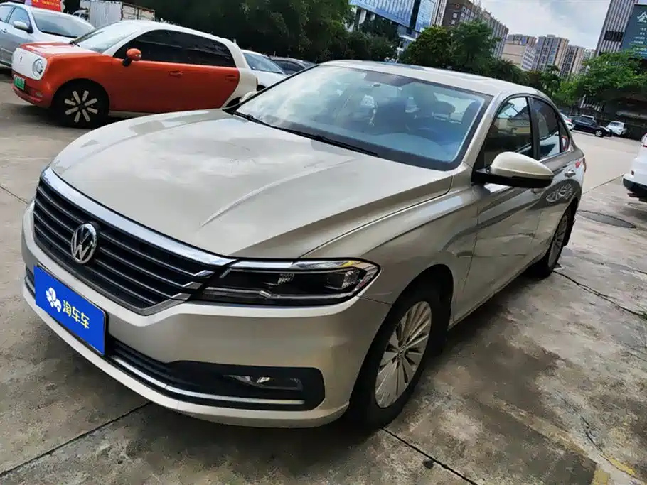 VOLKSWAGEN LAVIDA 2018