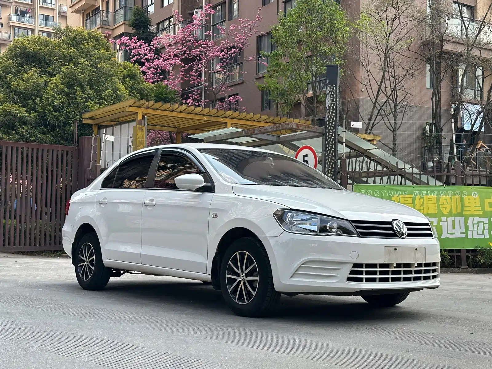 VOLKSWAGEN JETTA 2015