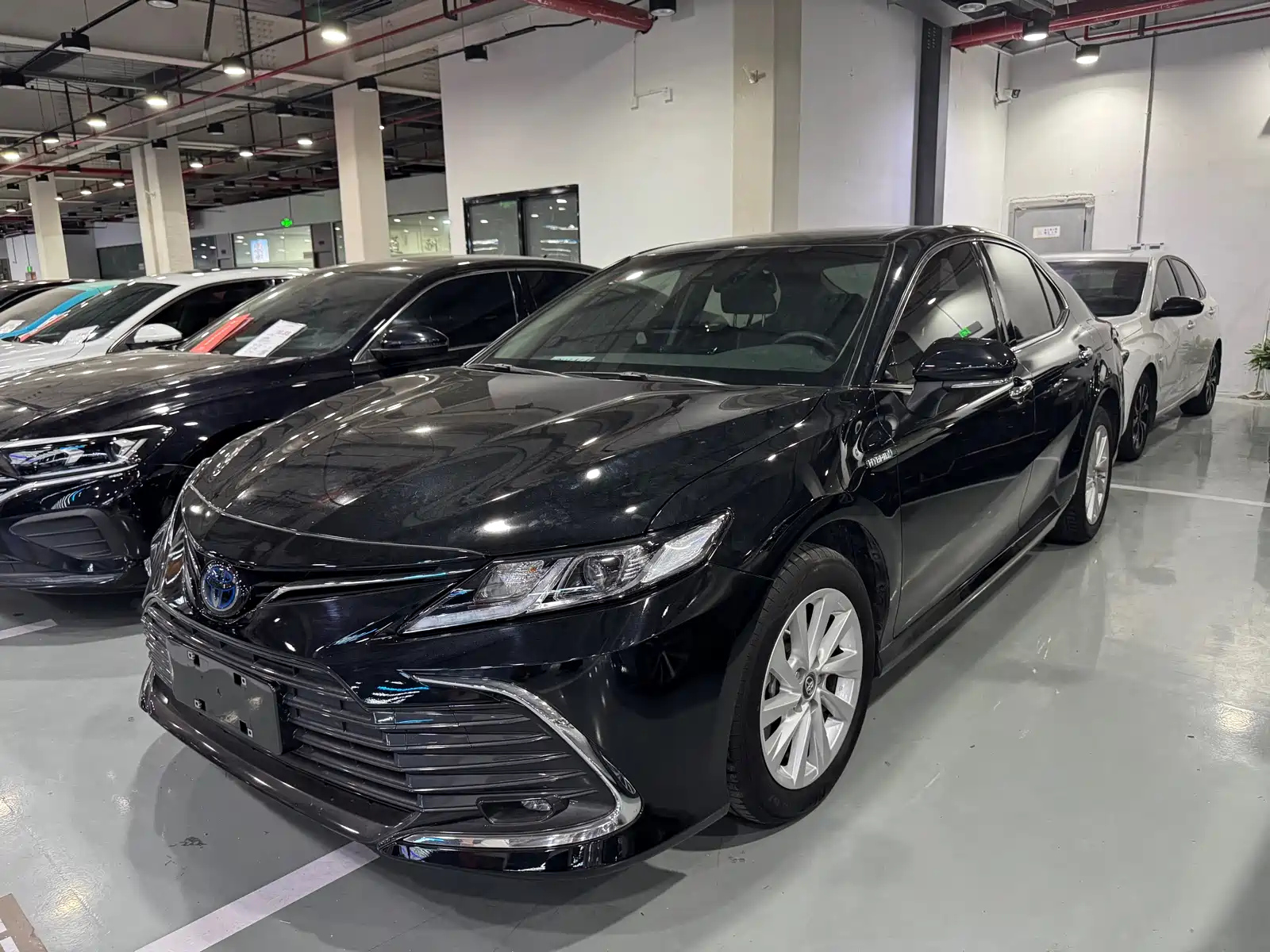 TOYOTA CAMRY 2021