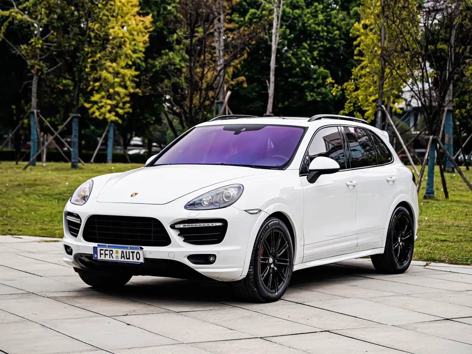 PORSCHE CAYENNE 2012