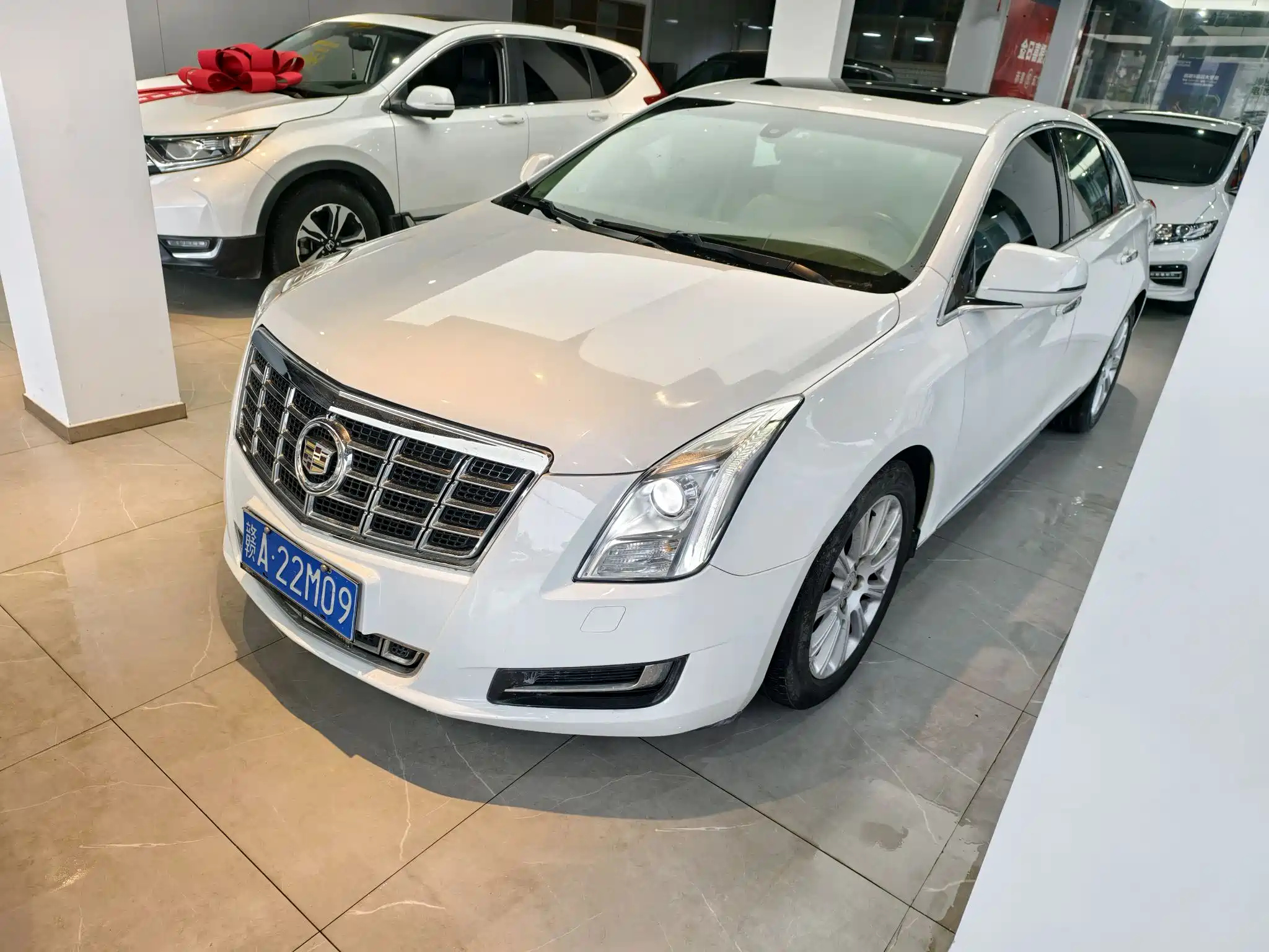 CADILLAC XTS 2014