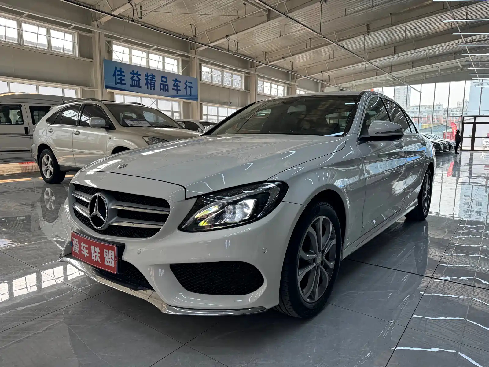 MERCEDES BENZ C-CLASS 2015