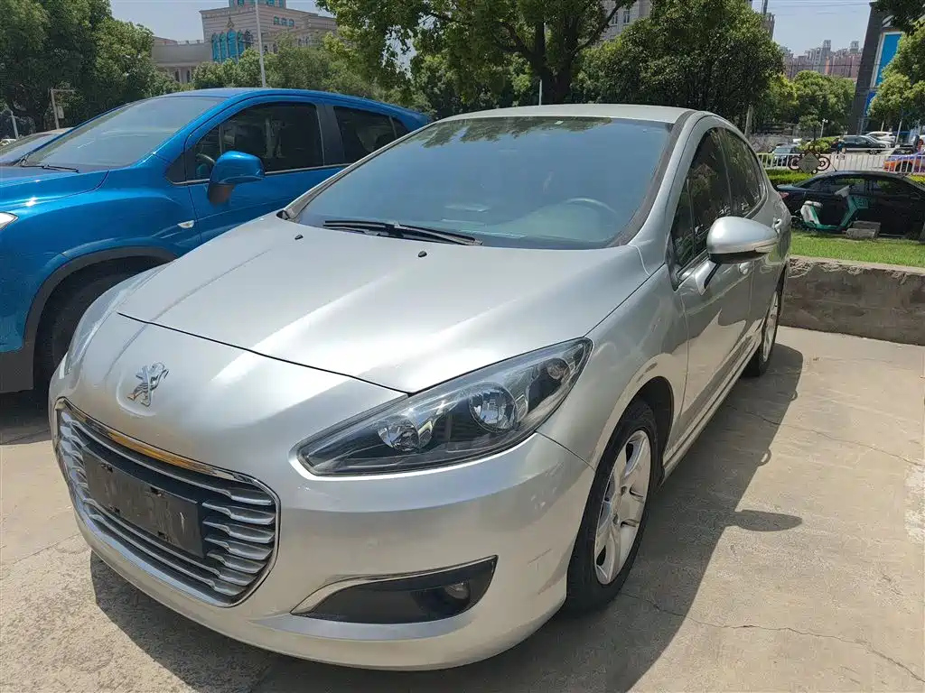 PEUGEOT 308 2014