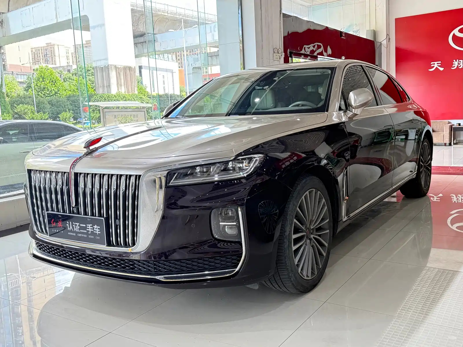 HONGQI H9 2020