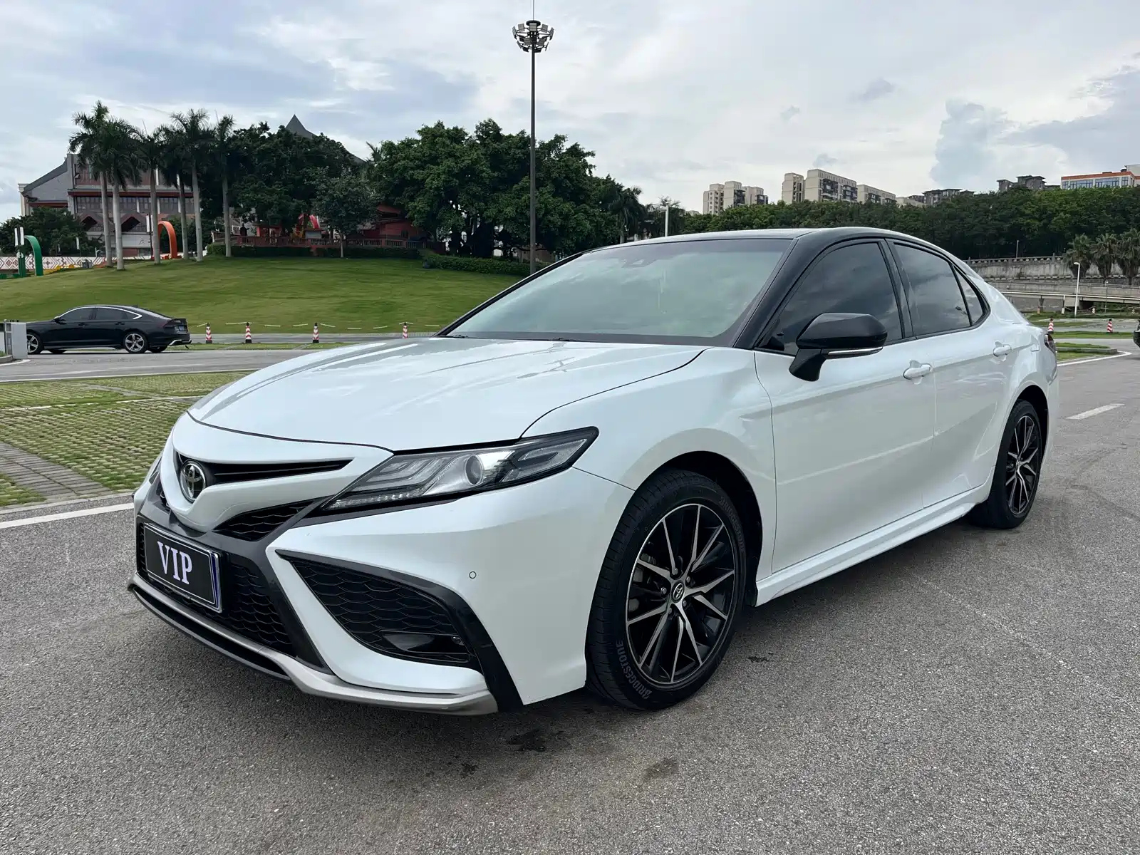 TOYOTA CAMRY 2021